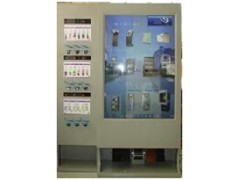 灰色自動(dòng)擦鞋手機(jī)充電站