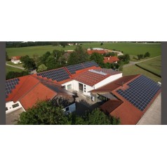 專業(yè)承接家用光伏屋頂安裝方案設計、電站施工建設、后期運行維護