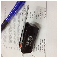 原裝ZANDER AACHEN安全開關(guān)