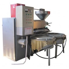 新型現(xiàn)代機(jī)械 農(nóng)村致富機(jī)械  榨油機(jī) 打包機(jī)又稱捆包機(jī)、打帶機(jī)、捆扎機(jī)