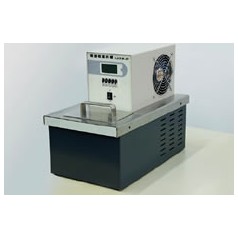 LSYB-Ⅱ型精密恒溫槽（酸度計(jì)，電導(dǎo)率檢定專用恒溫槽）