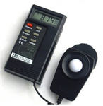 臺(tái)灣泰仕TES-1330A，照度計(jì)，數(shù)字照度計(jì)TES1330A